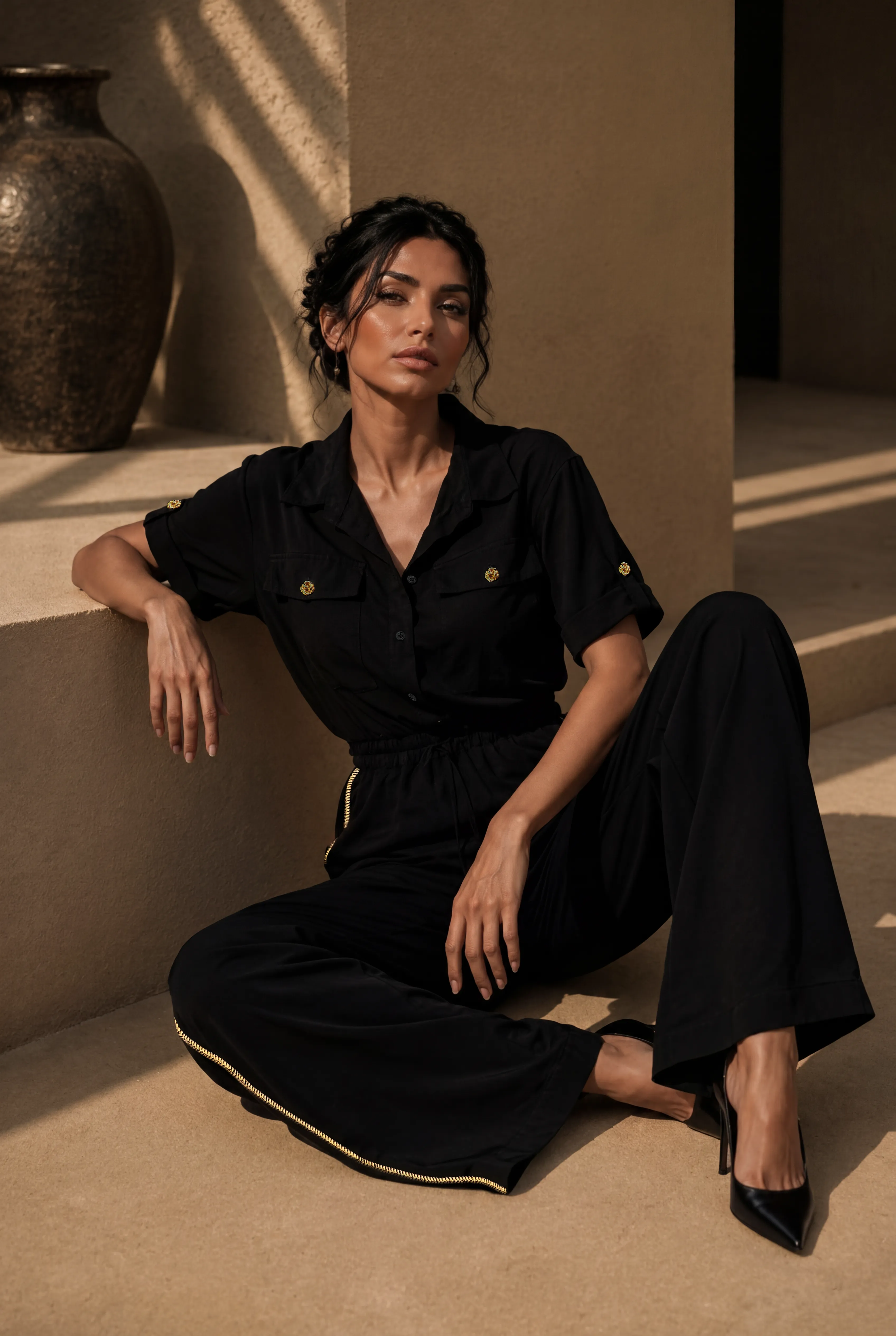 Soho Set luxury set in Black, extra view, detail of traditional Al Talli trim, Emirati heritage embroidery and Abu Dhabi culture. Bint Saeed Abu Dhabi, UAE.