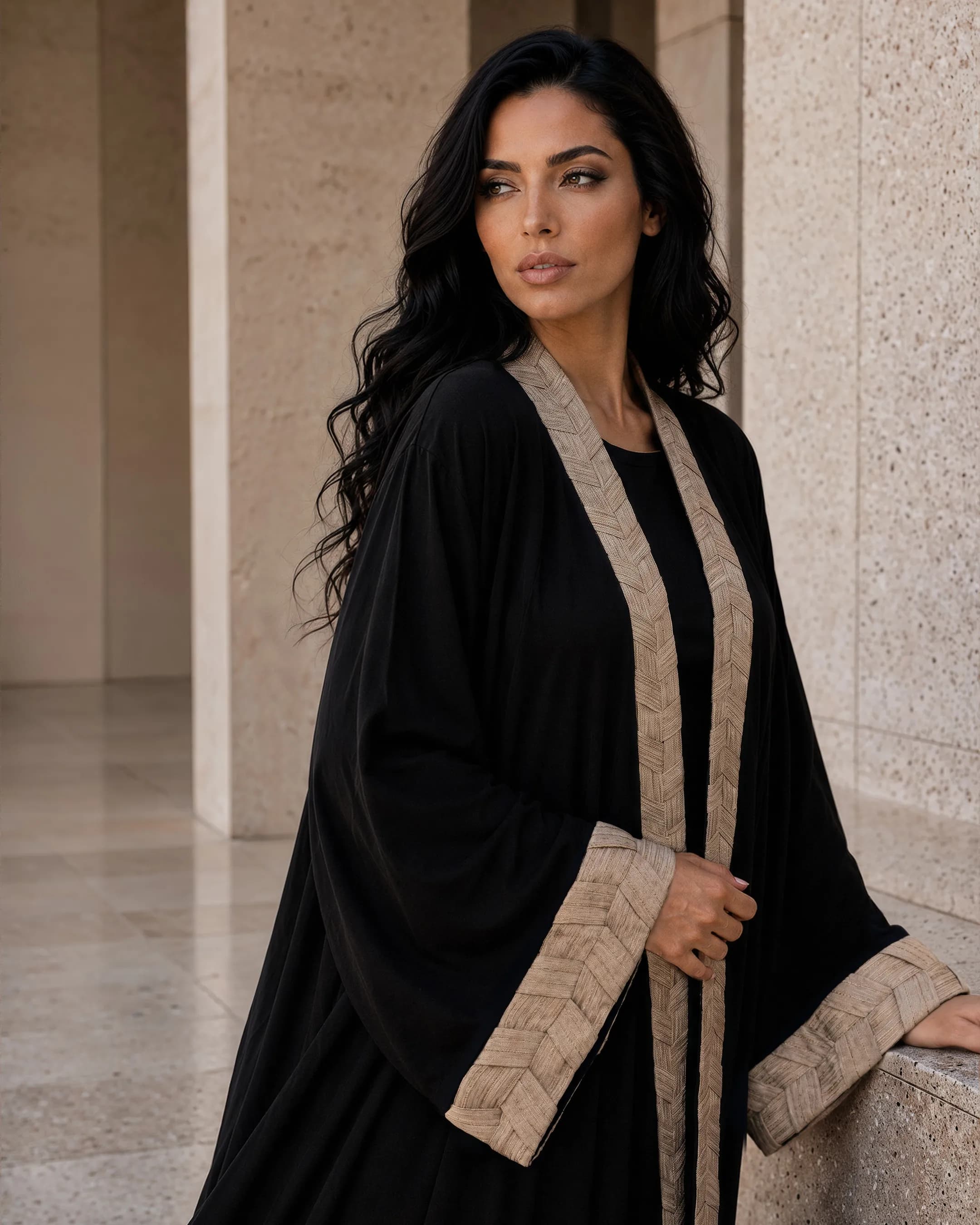 Bint Saeed Abaya. Bint Saeed Abu Dhabi, Emiriah Arab Bersatu.