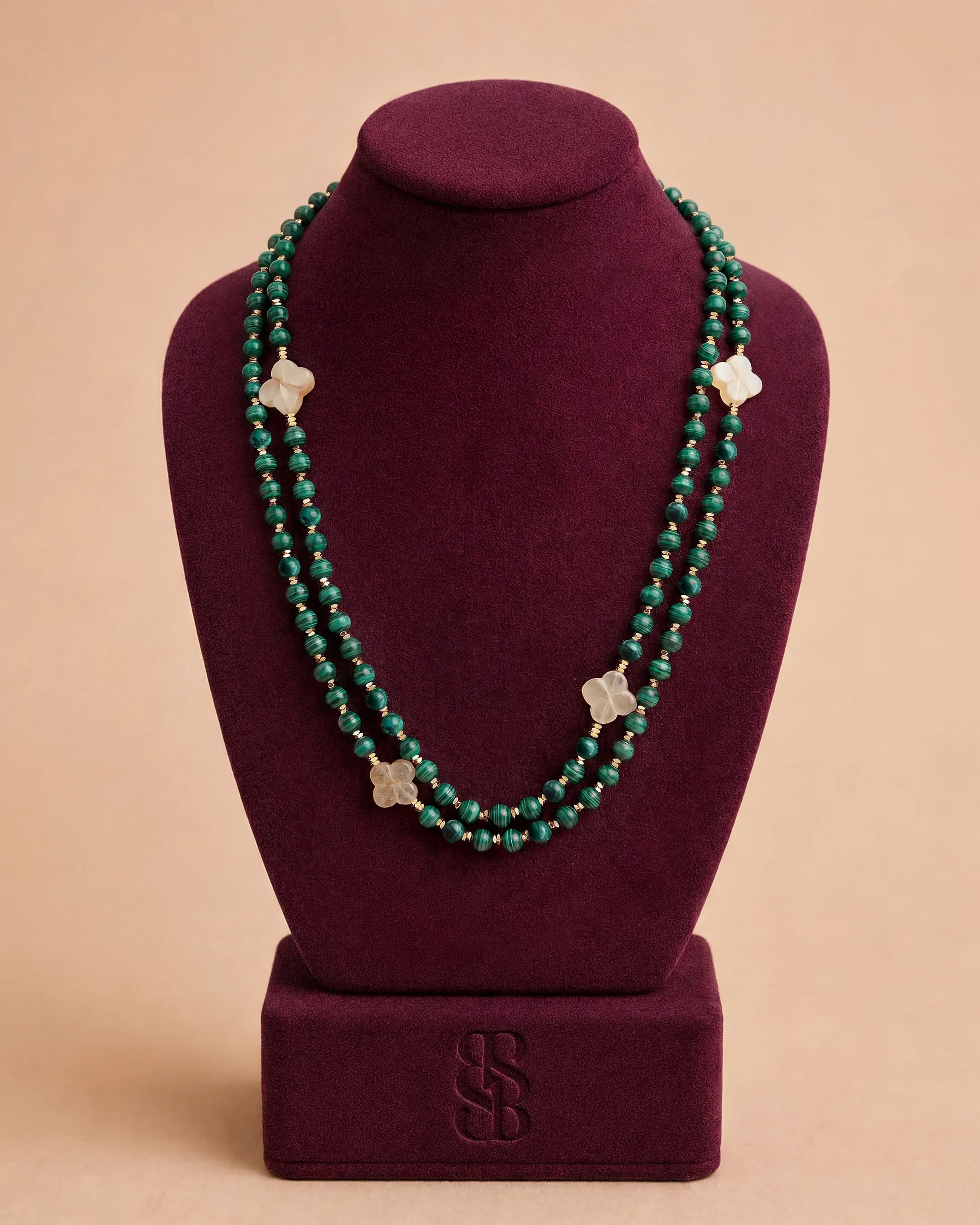 Bint Saeed Accessories. Bint Saeed Abu Dhabi, Emiriah Arab Bersatu.