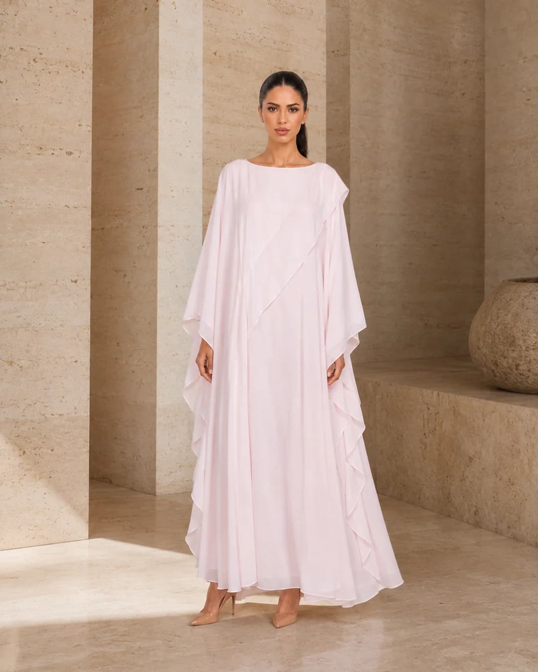 Bint Saeed Kaftan. Bint Saeed Abu Dhabi, Emiriah Arab Bersatu.